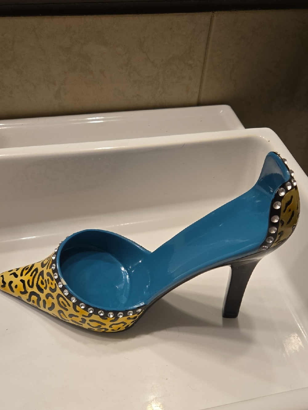 Leopard Pointed Toe High Heel Wine Bottle Holder
